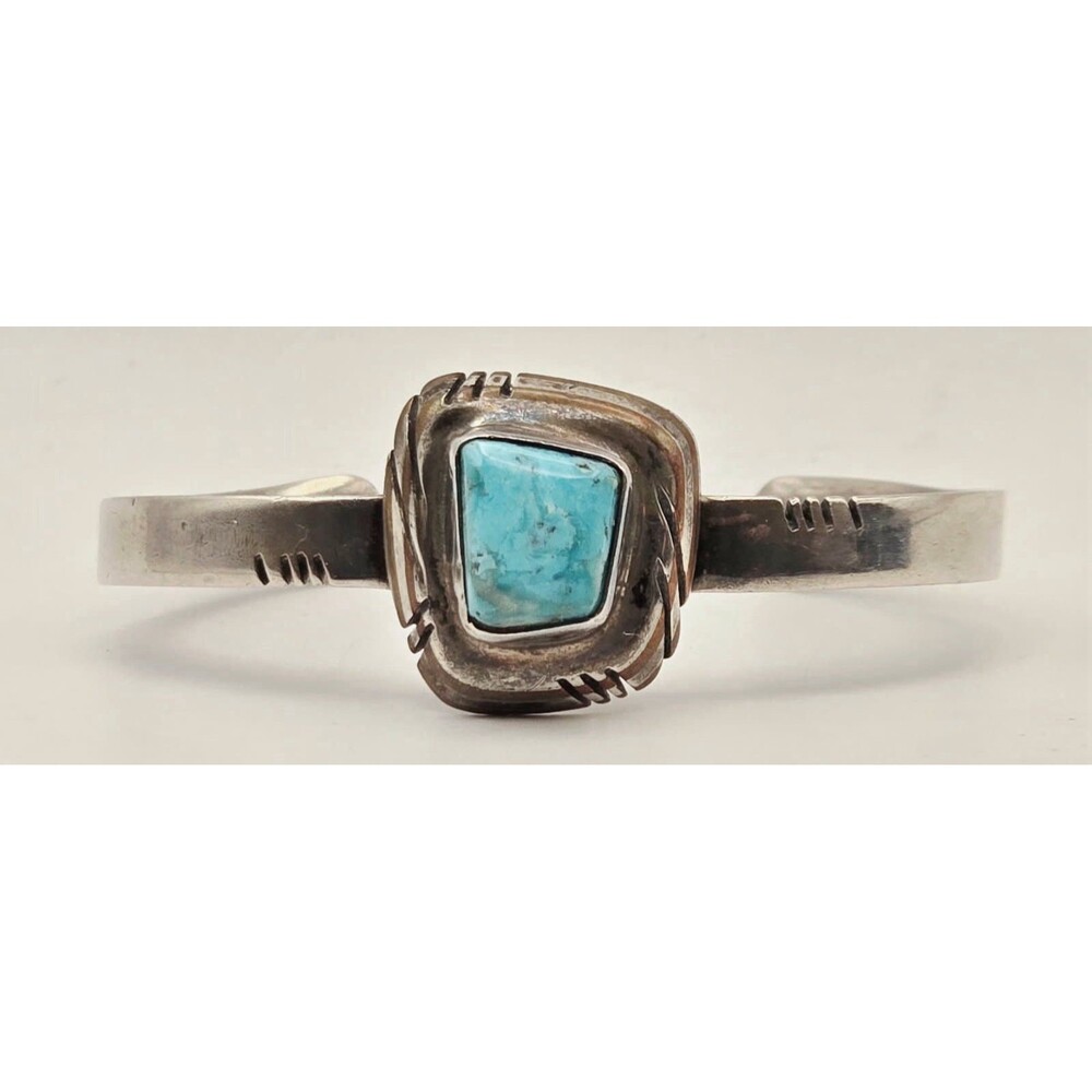Vintage 925 Sterling Silver Turquoise Cuff Bracelet Southwestern 32.48g Signed